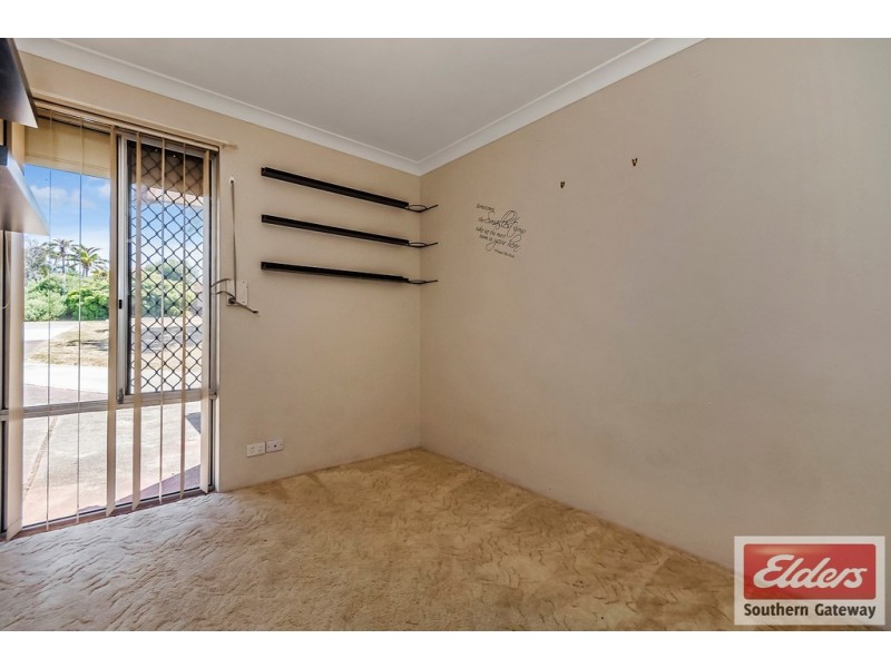 26 Chisham Avenue, Parmelia WA 6167