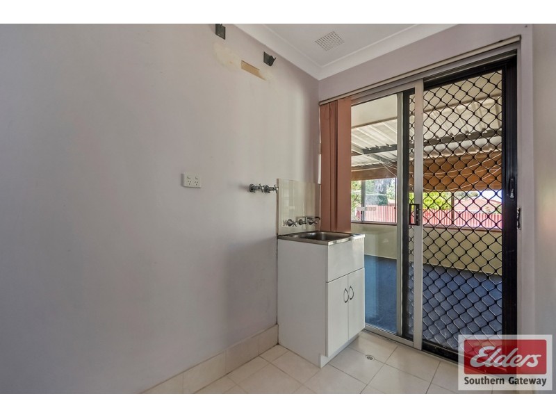 26 Chisham Avenue, Parmelia WA 6167