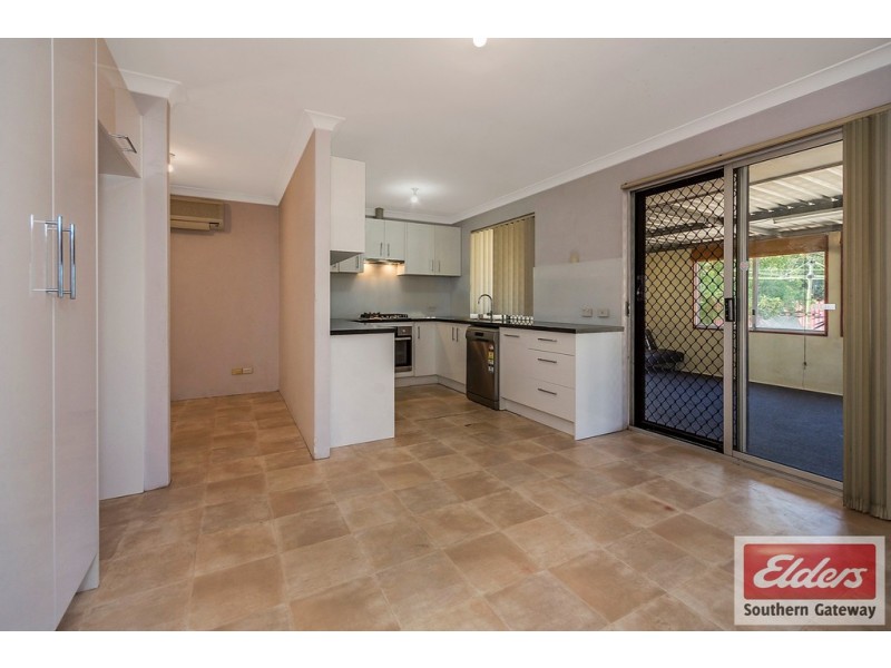26 Chisham Avenue, Parmelia WA 6167