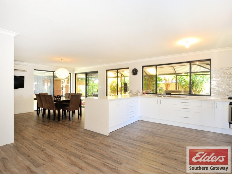 21 Daintree Loop, Bertram WA 6167