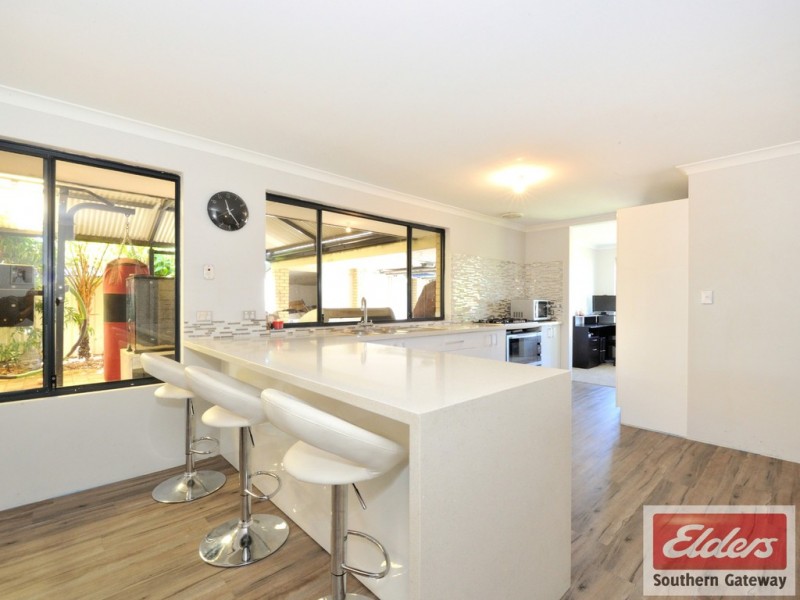 21 Daintree Loop, Bertram WA 6167