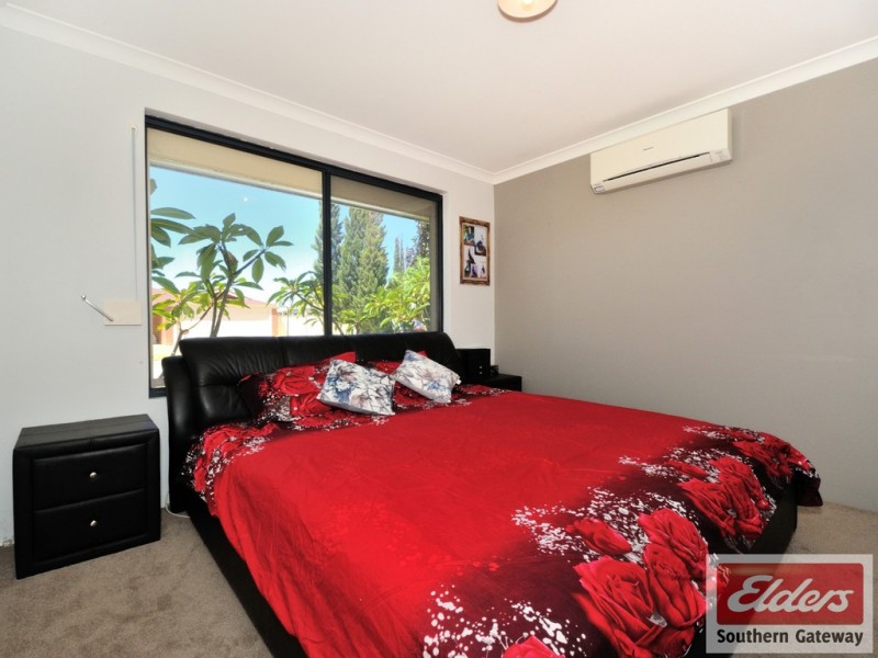 21 Daintree Loop, Bertram WA 6167
