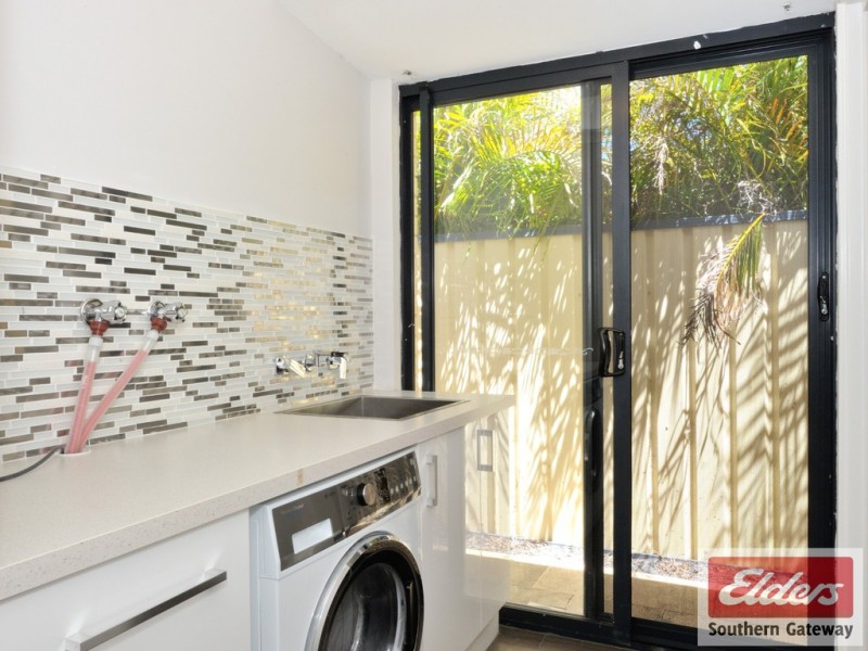 21 Daintree Loop, Bertram WA 6167