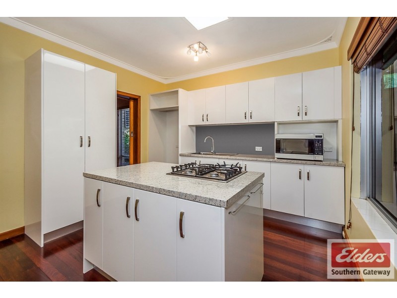 3 Harrison Way, Calista WA 6167