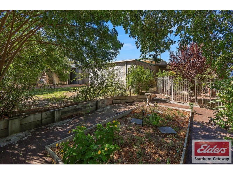 3 Harrison Way, Calista WA 6167