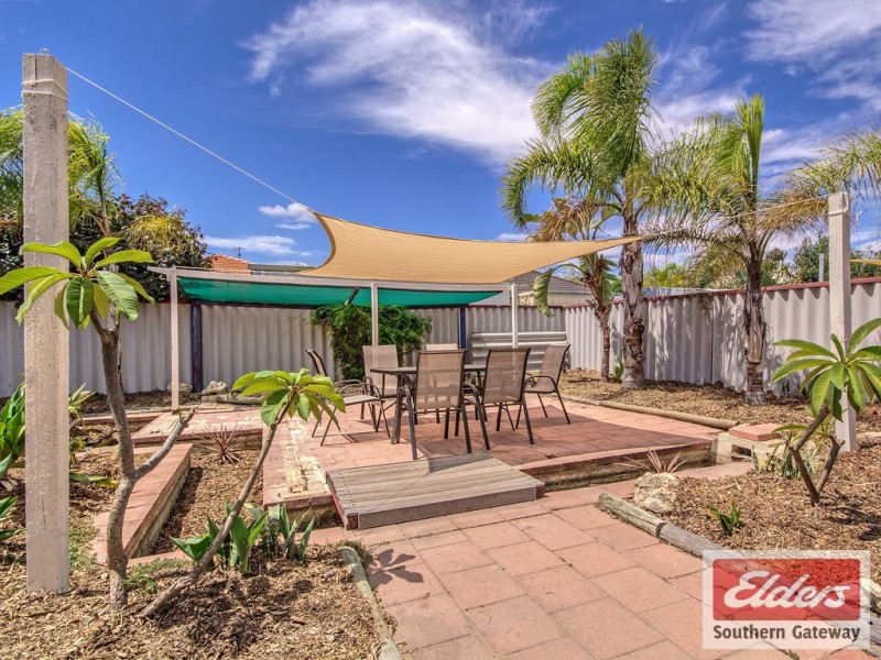 16 Laguardia Loop, Port Kennedy WA 6172