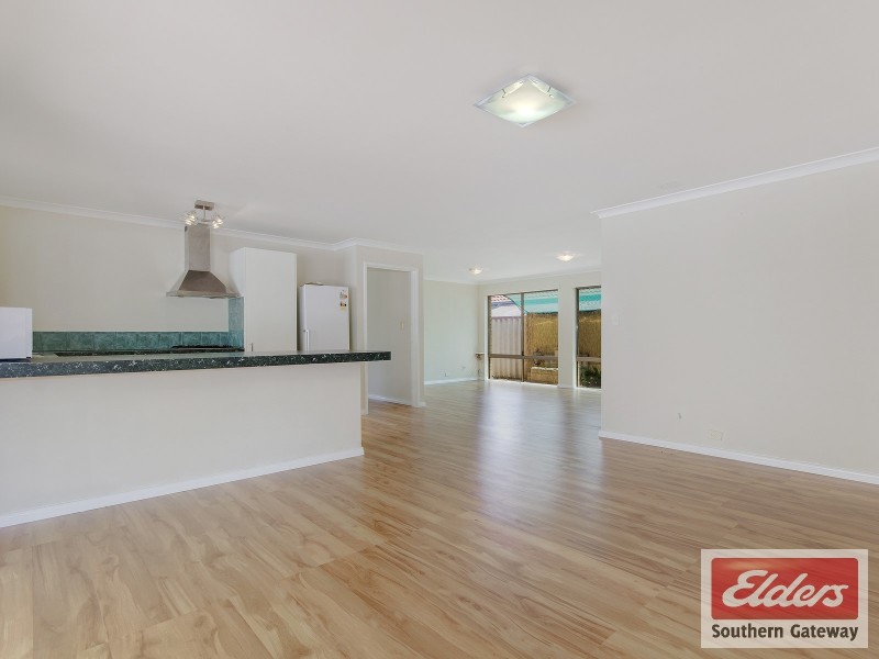 16 Laguardia Loop, Port Kennedy WA 6172