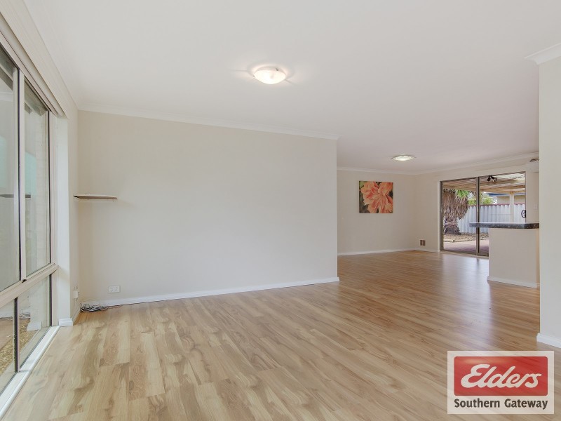 16 Laguardia Loop, Port Kennedy WA 6172