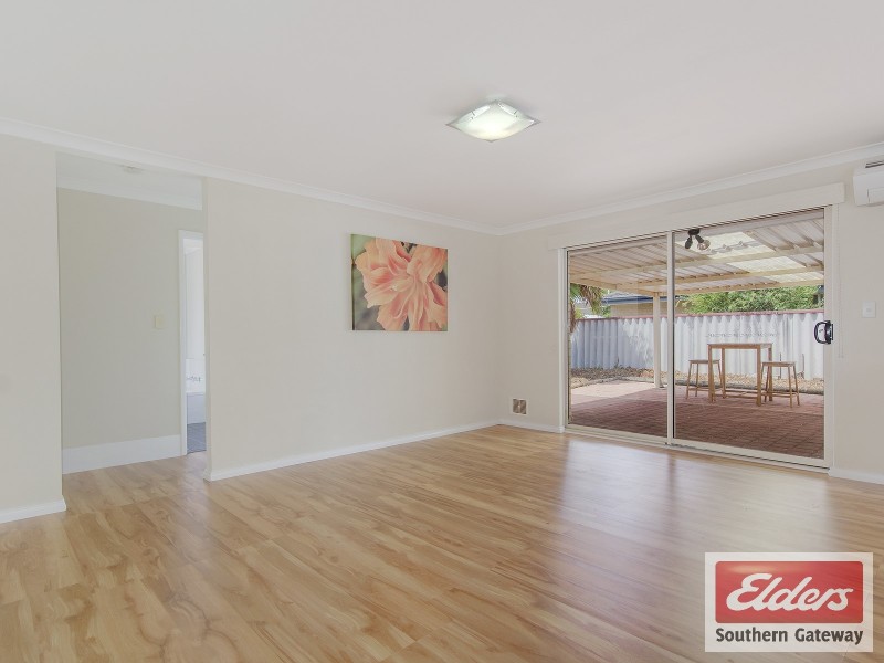 16 Laguardia Loop, Port Kennedy WA 6172