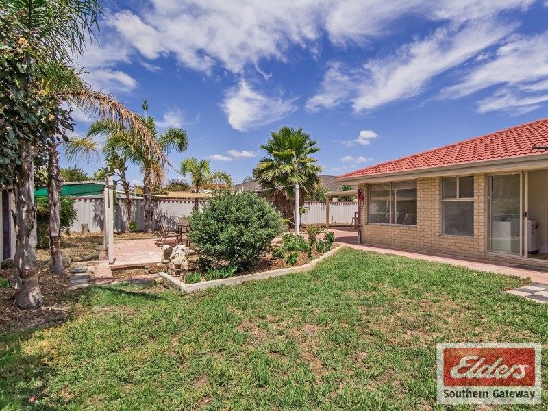16 Laguardia Loop, Port Kennedy WA 6172