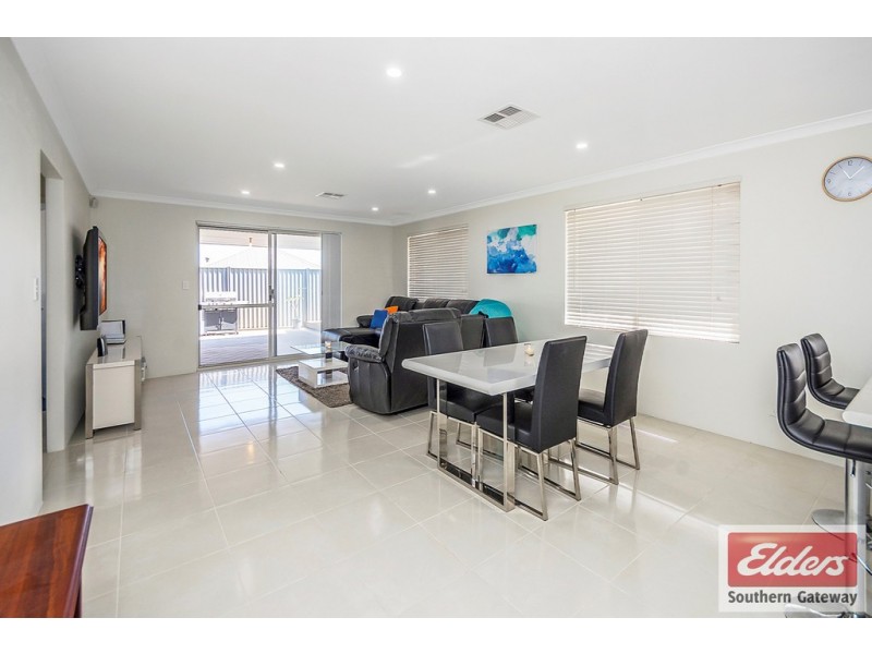 113 Litchfield Circle, Wandi WA 6167