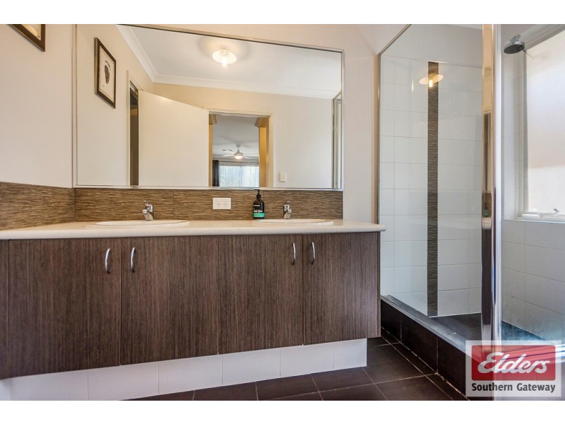 113 Litchfield Circle, Wandi WA 6167