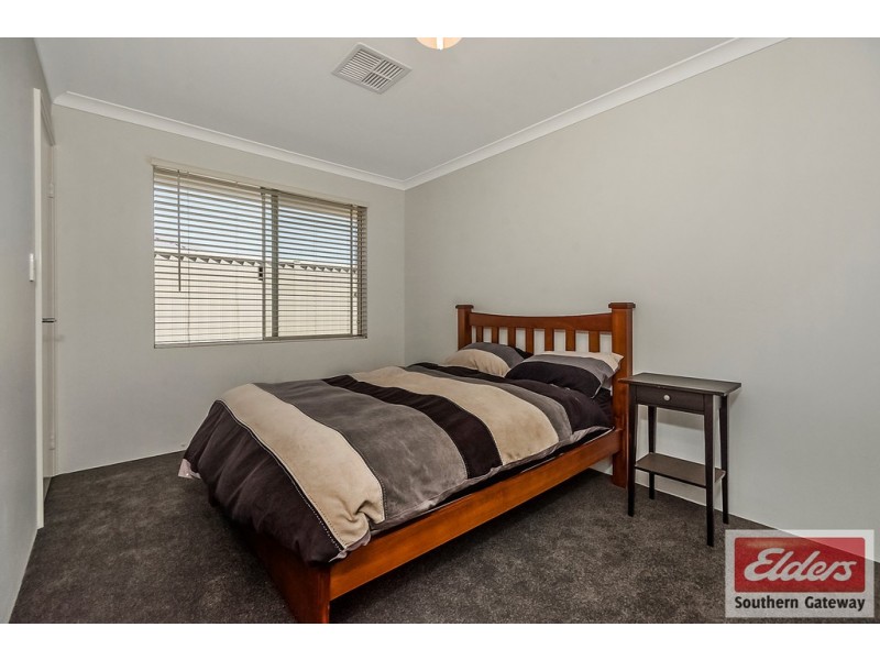 113 Litchfield Circle, Wandi WA 6167