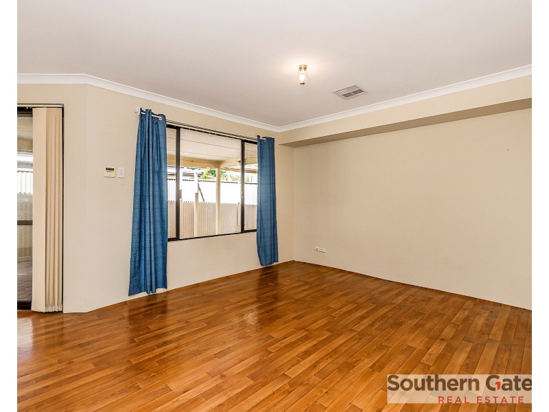 8 Napoleon Way, Bertram WA 6167