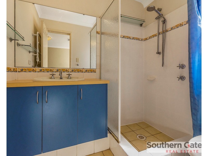 8 Napoleon Way, Bertram WA 6167