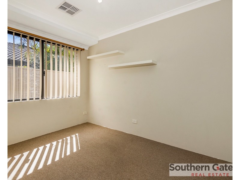 8 Napoleon Way, Bertram WA 6167