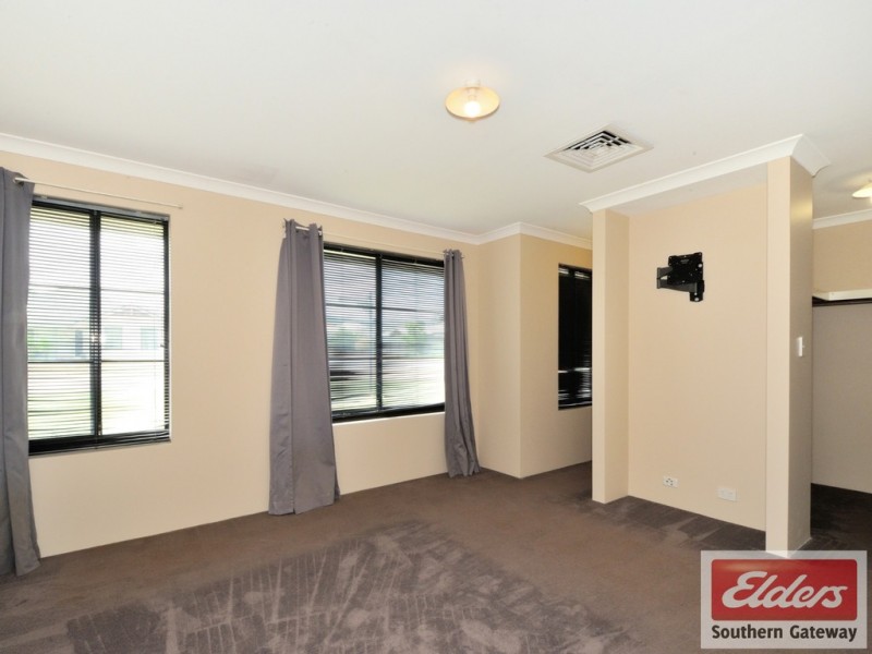 41 DIAMANTINA BOULEVARD, Byford WA 6122