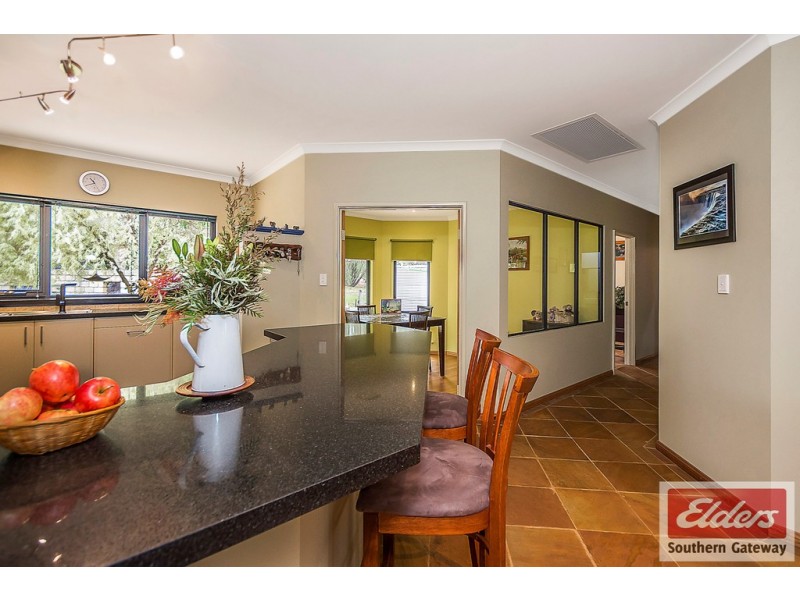 244 Duckpond Road, Wellard WA 6170