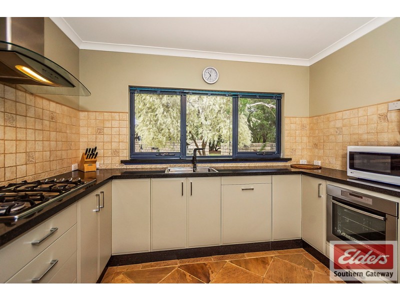 244 Duckpond Road, Wellard WA 6170