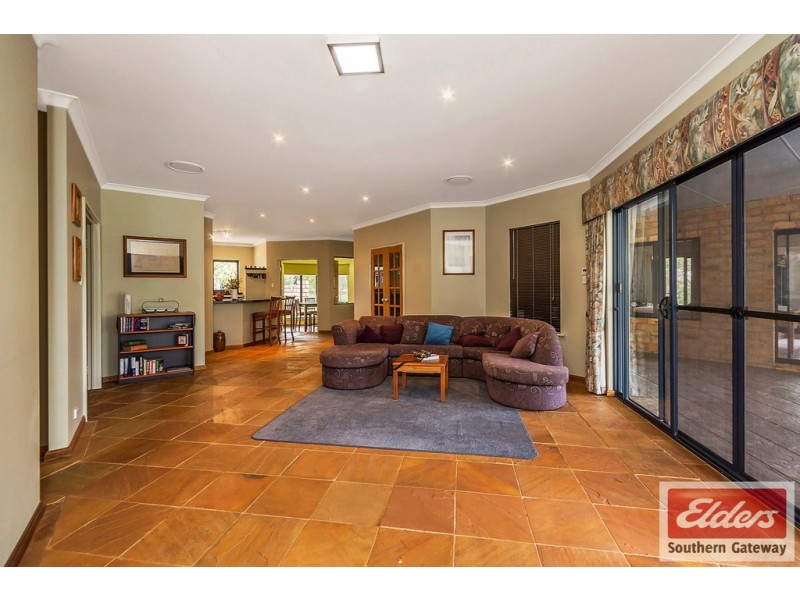 244 Duckpond Road, Wellard WA 6170