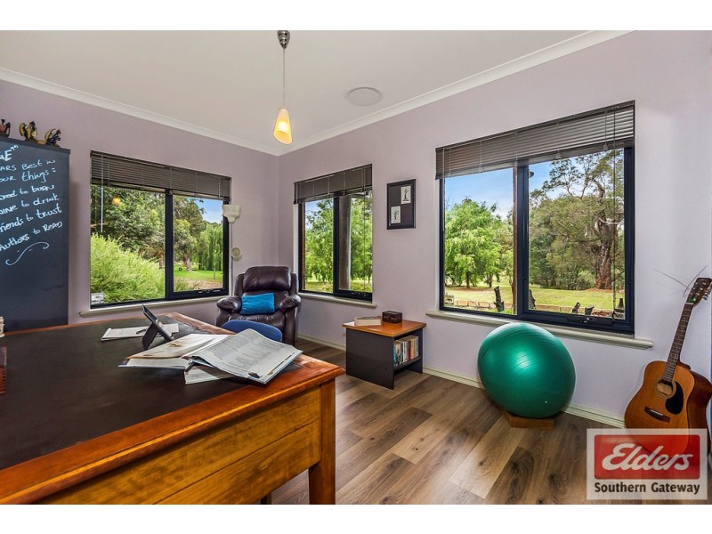 244 Duckpond Road, Wellard WA 6170