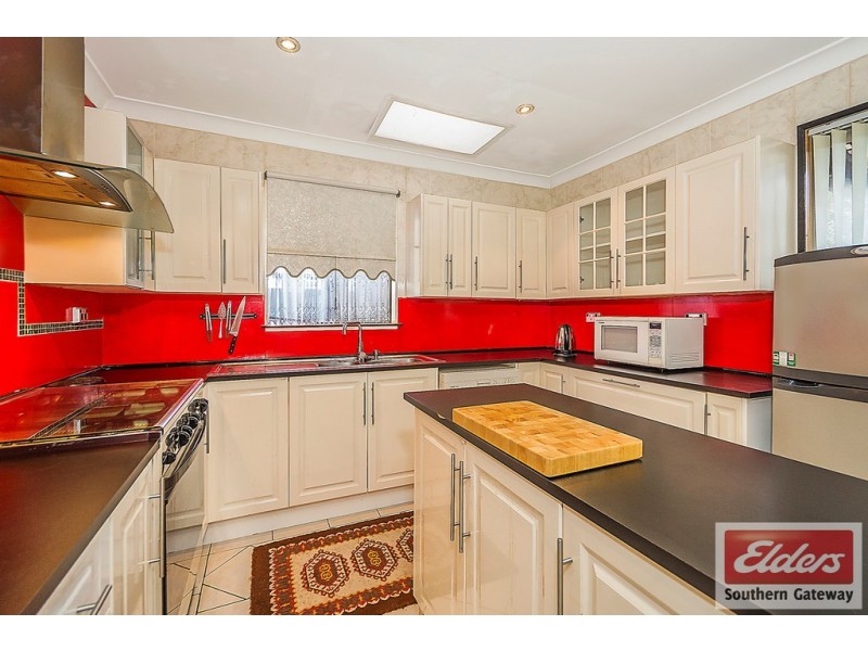 37 Tanson Road, Parmelia WA 6167