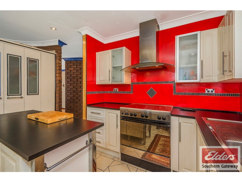 37 Tanson Road, Parmelia WA 6167