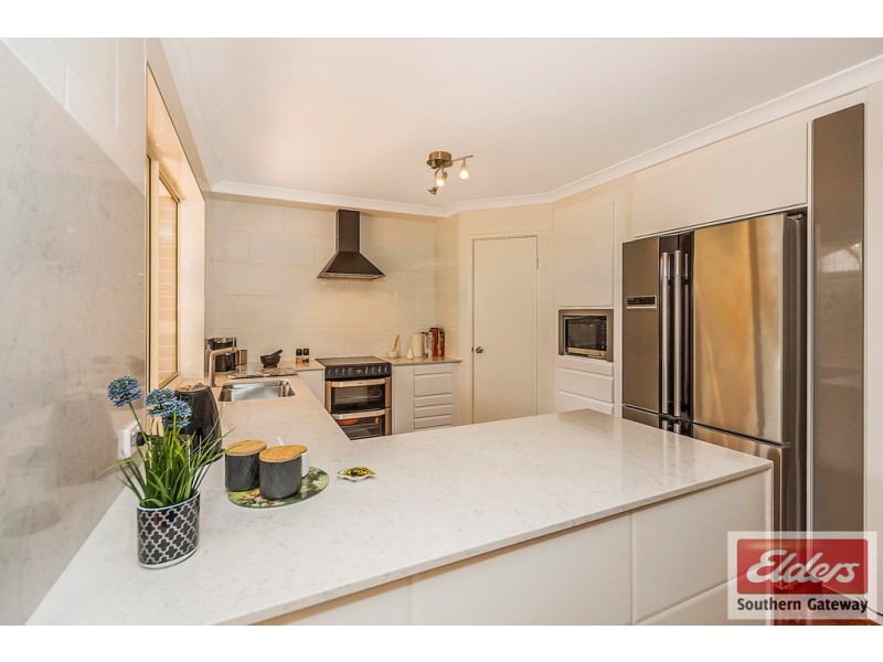 16 Eliza Way, Bertram WA 6167