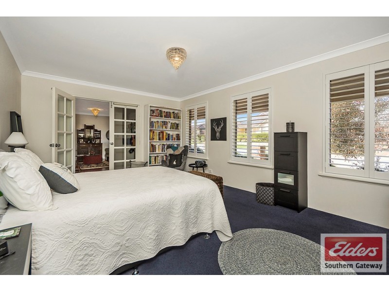 16 Eliza Way, Bertram WA 6167