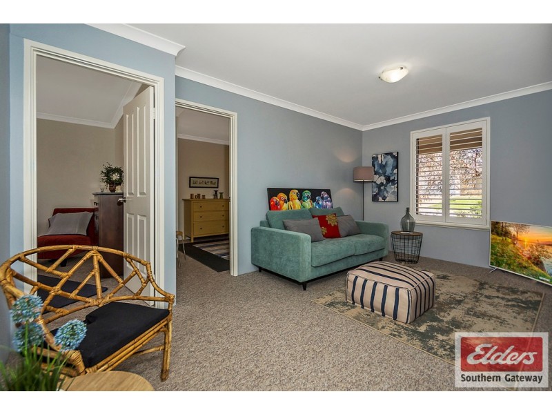 16 Eliza Way, Bertram WA 6167