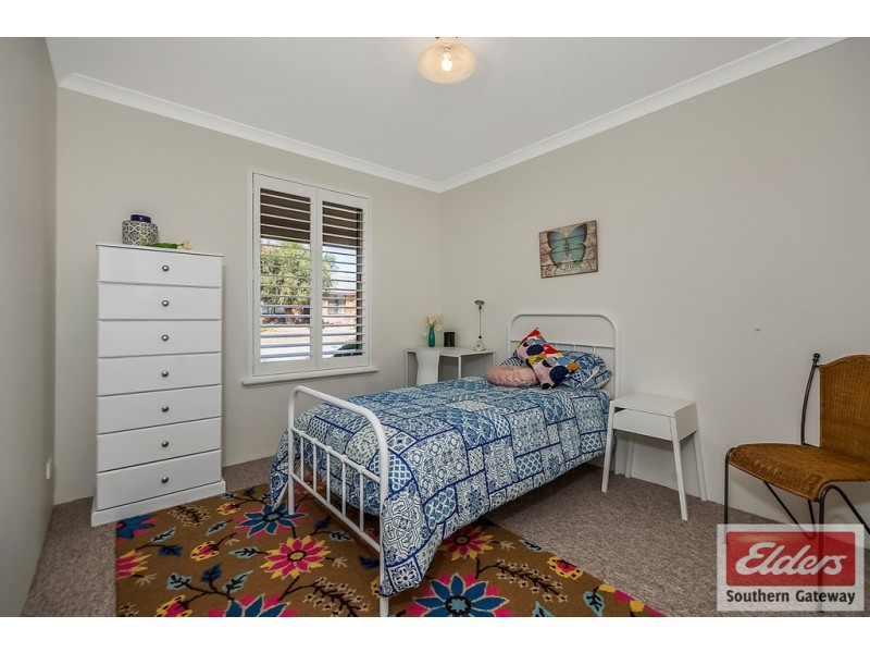 16 Eliza Way, Bertram WA 6167