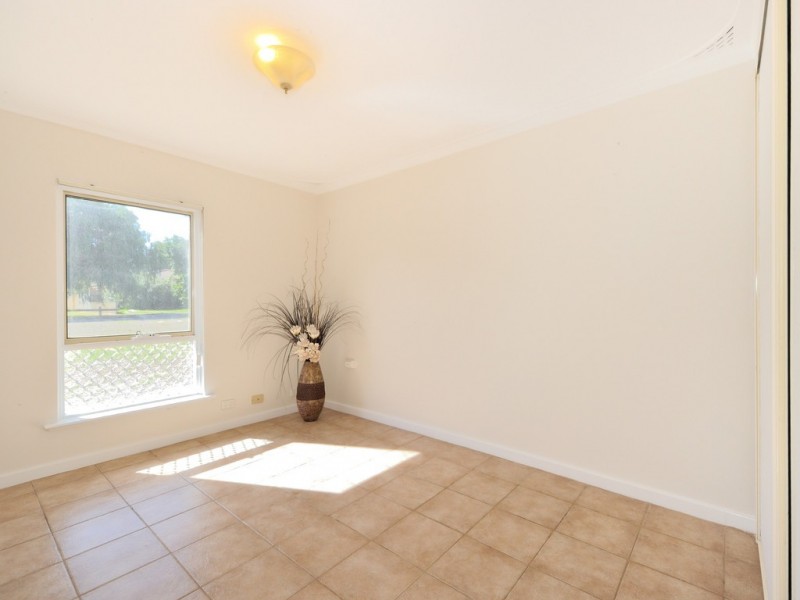 7 BAMPTON WAY, Warnbro WA 6169