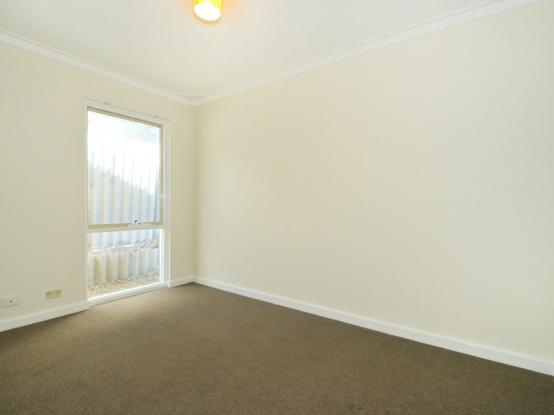 7 BAMPTON WAY, Warnbro WA 6169