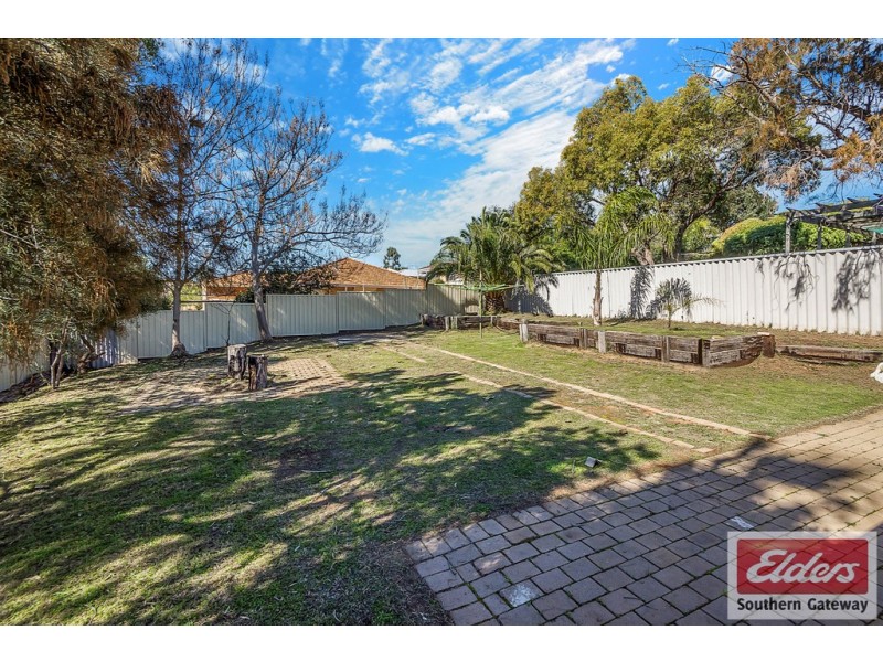 7 Garrett Corner, Parmelia WA 6167