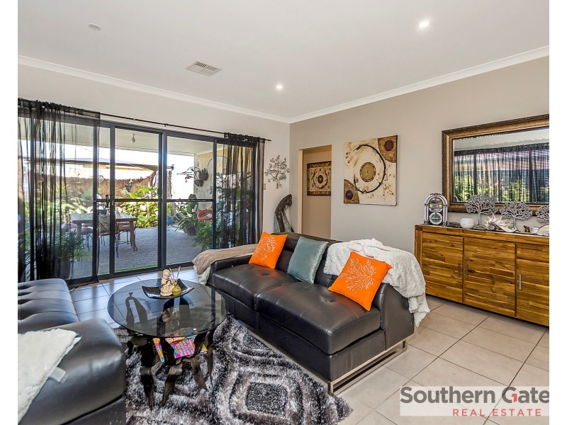 17 Rushmore Loop, Baldivis WA 6171