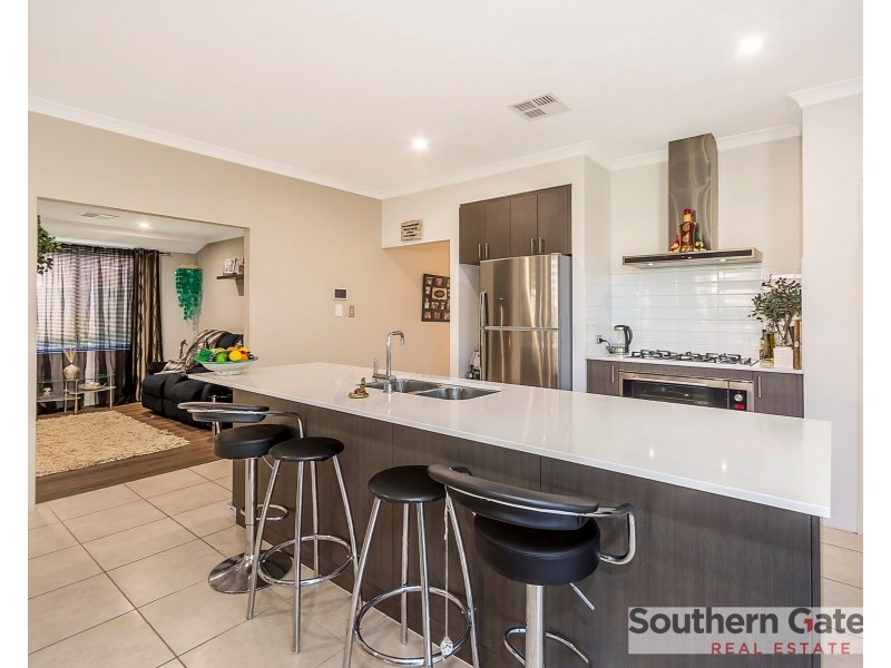 17 Rushmore Loop, Baldivis WA 6171