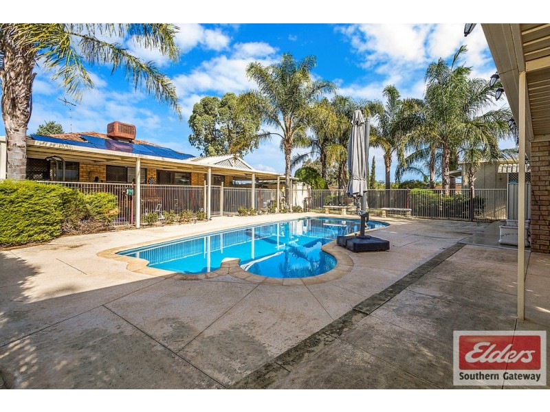 23 Taylor Close, Leda WA 6170
