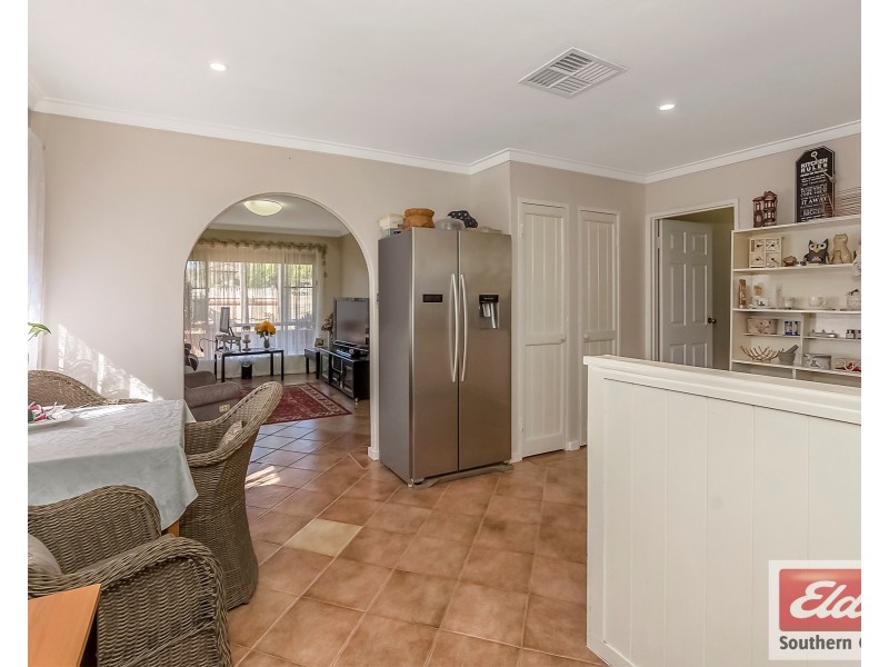 10 Hume Court, Parmelia WA 6167