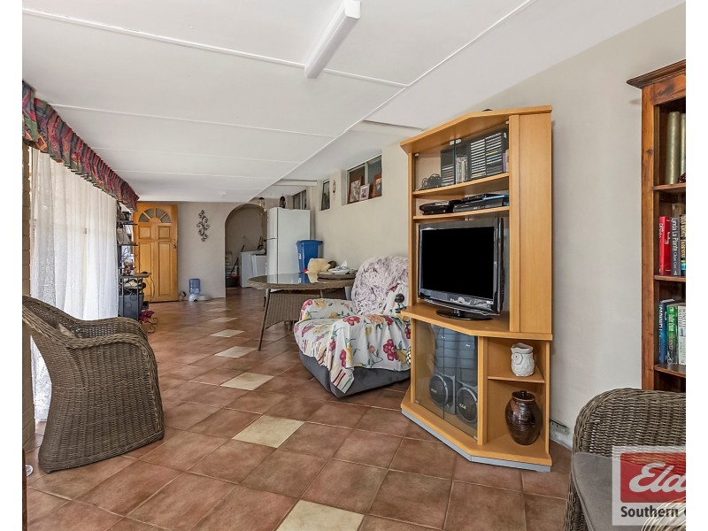 10 Hume Court, Parmelia WA 6167