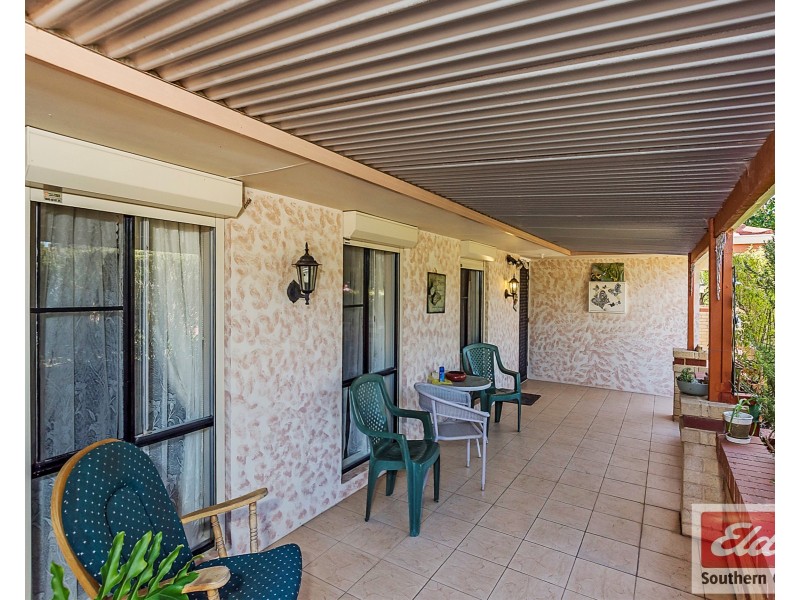 10 Hume Court, Parmelia WA 6167