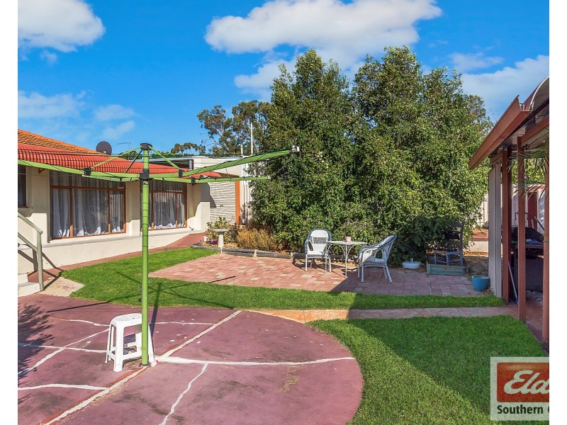 10 Hume Court, Parmelia WA 6167