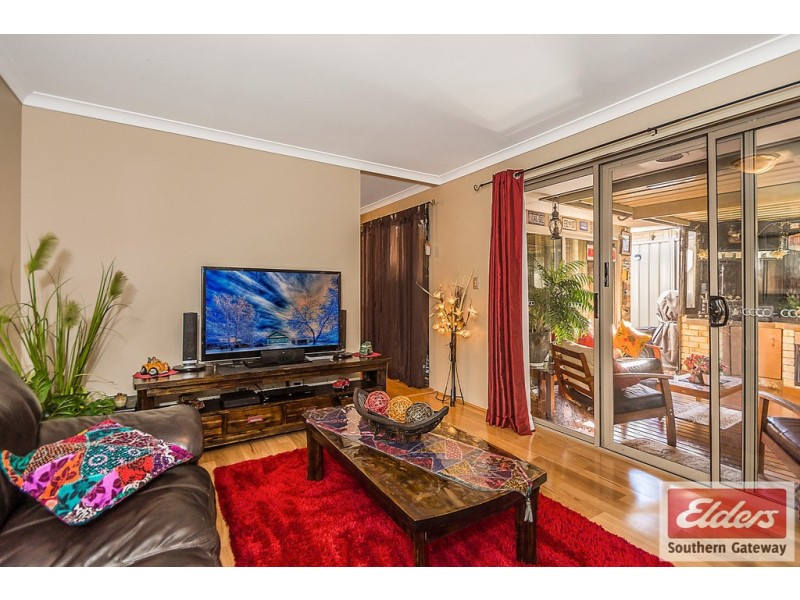 8 Chipping Crescent, Wellard WA 6170