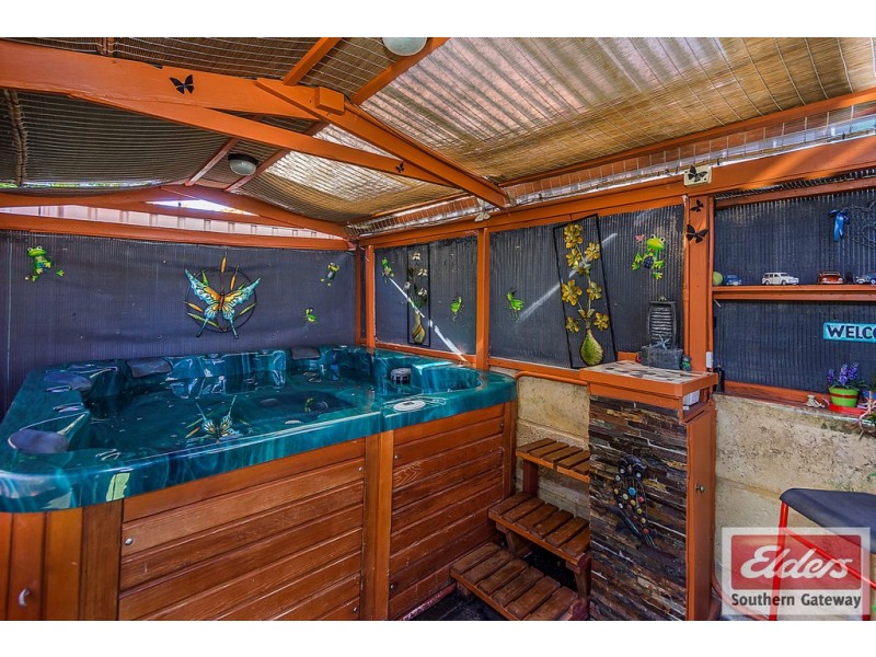 8 Chipping Crescent, Wellard WA 6170