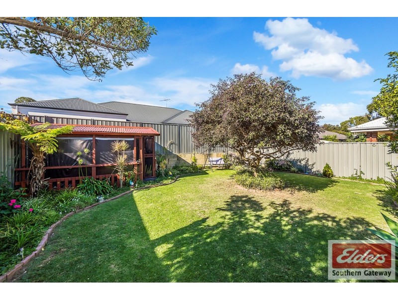 8 Chipping Crescent, Wellard WA 6170