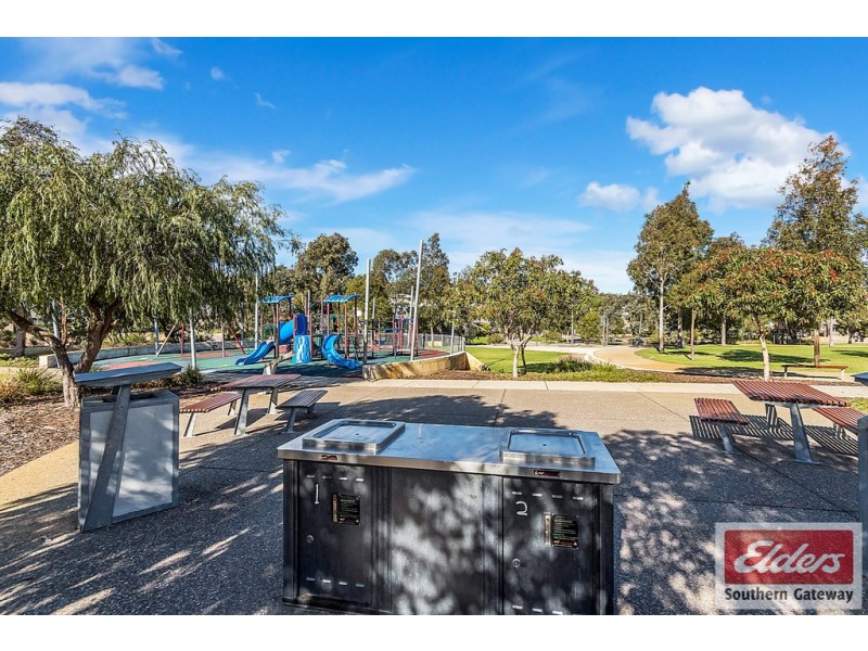 8 Chipping Crescent, Wellard WA 6170
