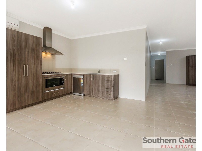 5 Daybreak Loop, Wellard WA 6170