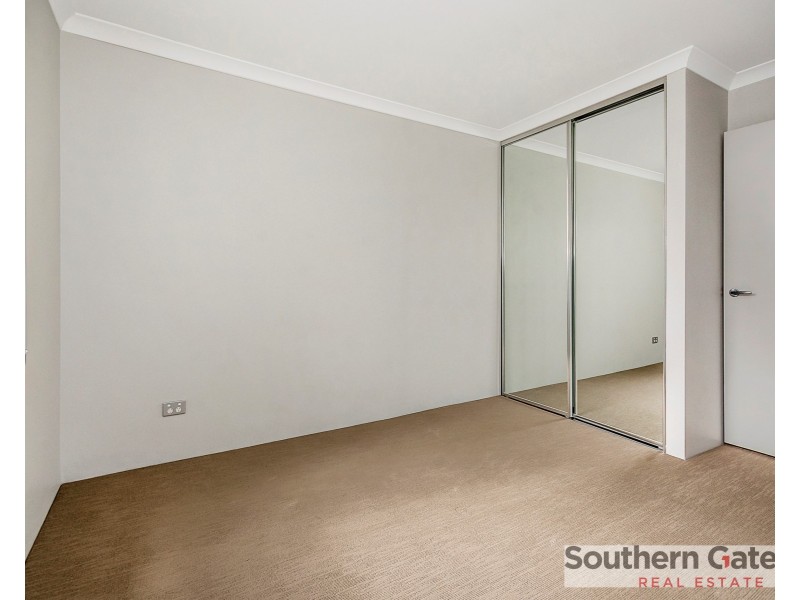 5 Daybreak Loop, Wellard WA 6170