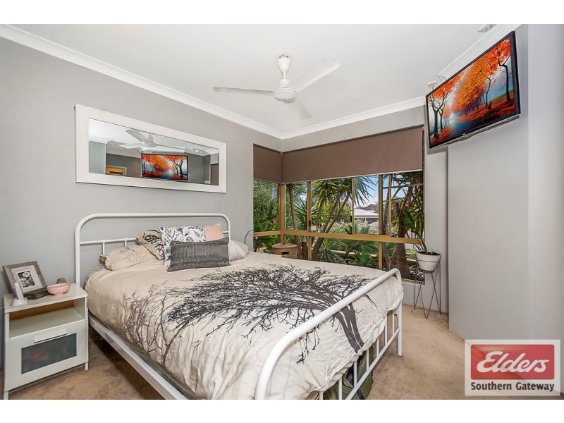 19 RILEY PLACE, Leda WA 6170