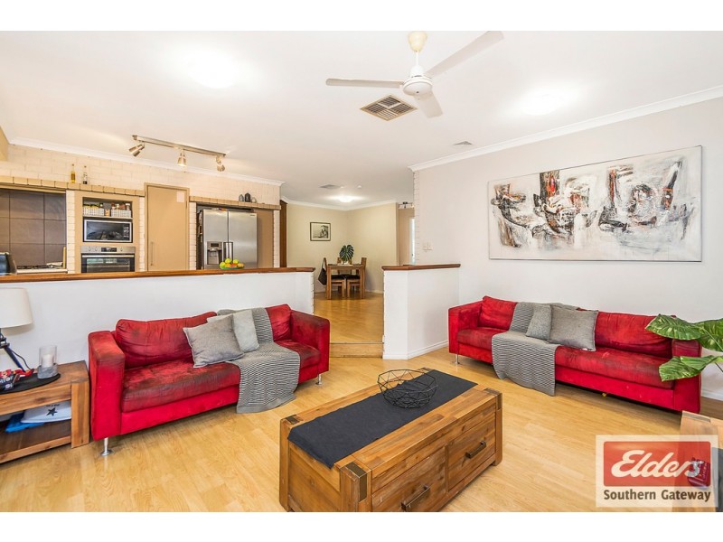 19 RILEY PLACE, Leda WA 6170
