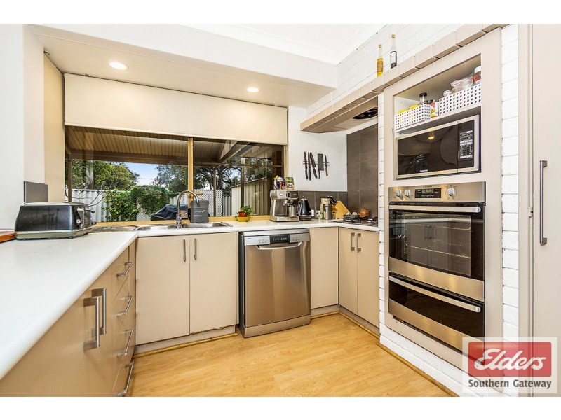 19 RILEY PLACE, Leda WA 6170